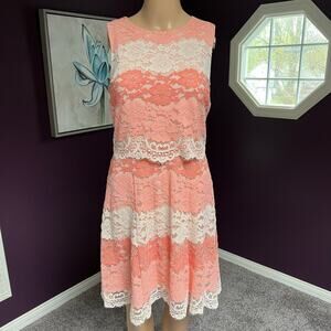 Anthropologie Erin Fetherston Floral Lace Dress Tiered Women's Size 2 Pink‎